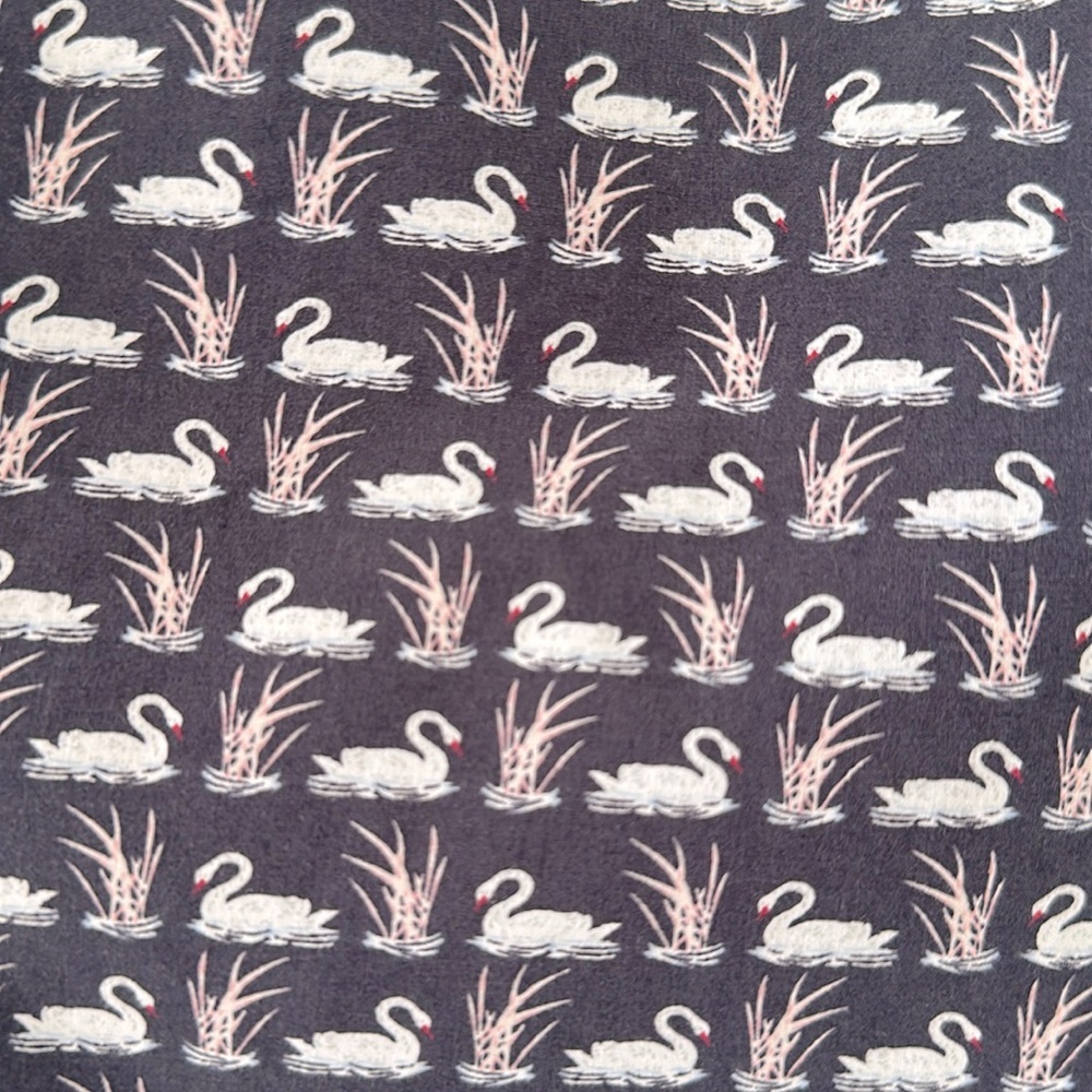 Talbots Blue White Swan Print Cotton Button Down Shirt Size 12 Preppy Classic - Picture 5 of 11